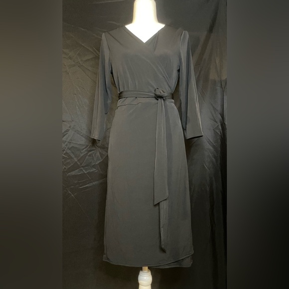 NWT Alfani Women’s black, wrap dress, size medium - Picture 2 of 6